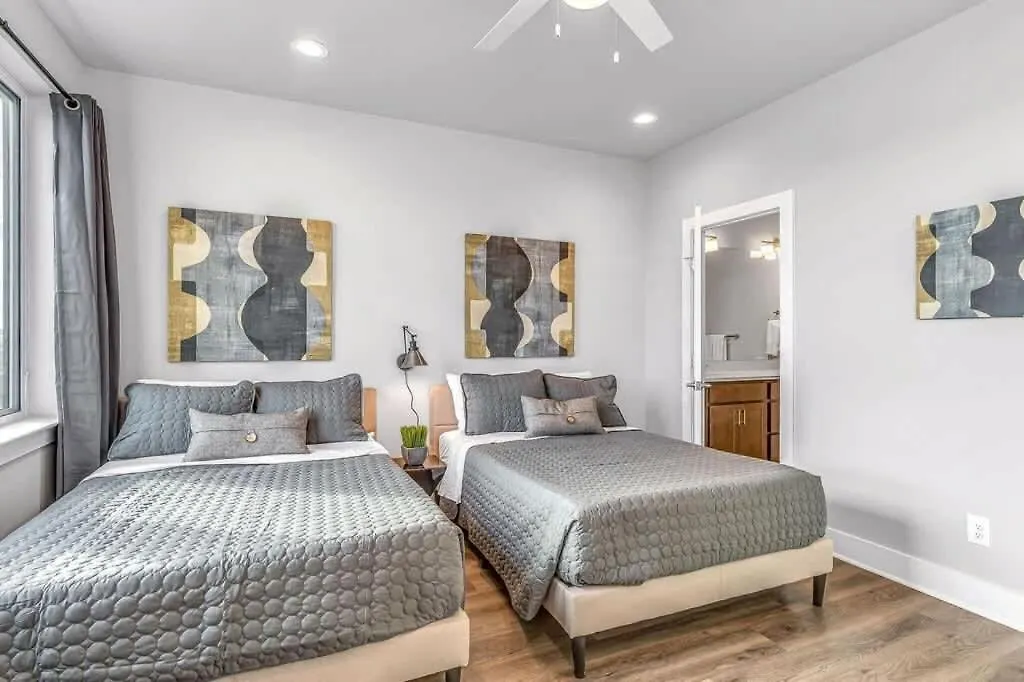 Holiday home Spacious Nash Home For 12 Near Broadway Nashville